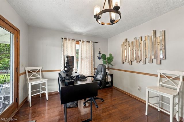 1205 Surfside Circle, Aurora, OH 44202