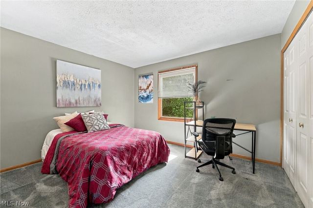 1205 Surfside Circle, Aurora, OH 44202