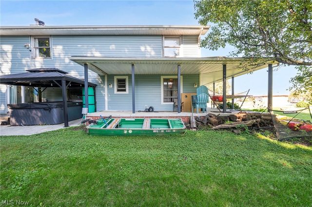 1205 Surfside Circle, Aurora, OH 44202