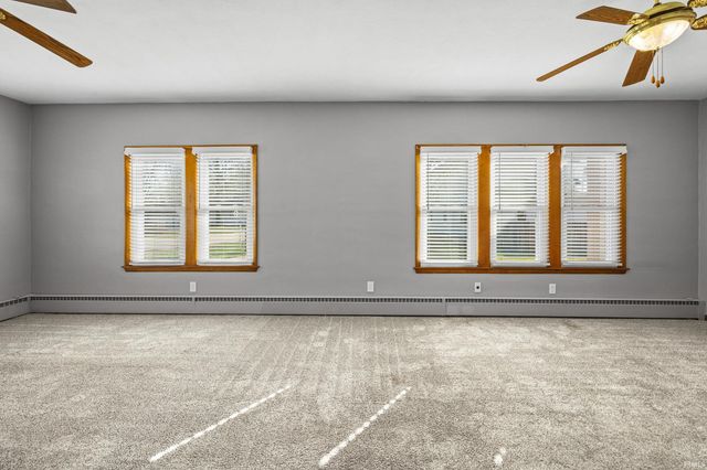 313 W Jackson Street, Mulberry, IN 46058