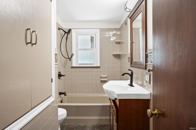 313 W Jackson Street, Mulberry, IN 46058