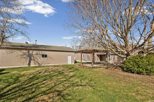 313 W Jackson Street, Mulberry, IN 46058