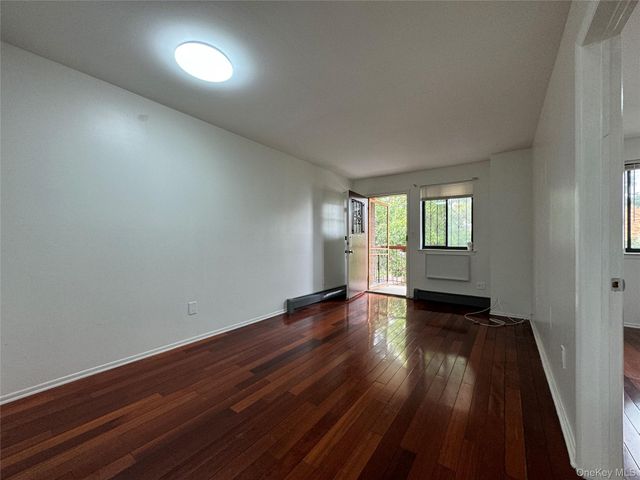 6139 168th Street 2F, Fresh Meadows, NY 11365