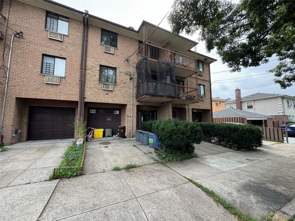 6139 168th Street 2F, Fresh Meadows, NY 11365