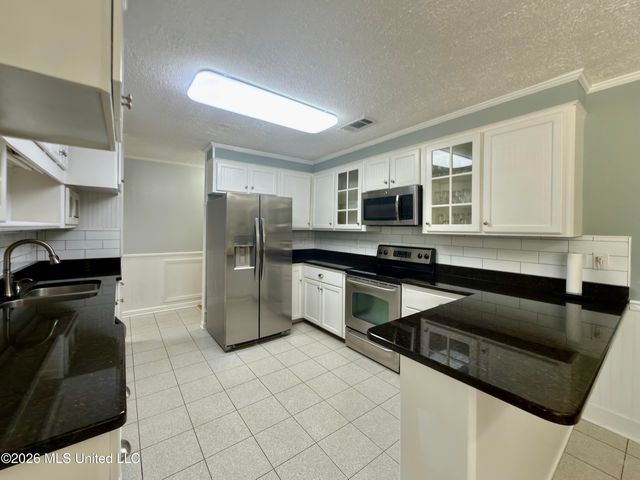 406 Wayne Street, Clinton, MS 39056