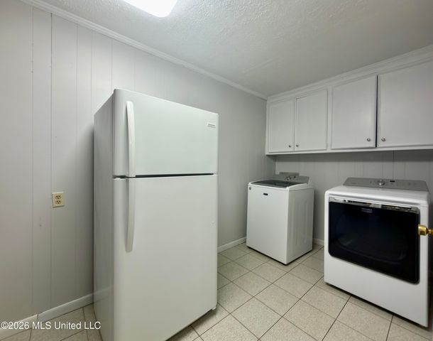 406 Wayne Street, Clinton, MS 39056