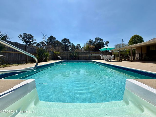 406 Wayne Street, Clinton, MS 39056