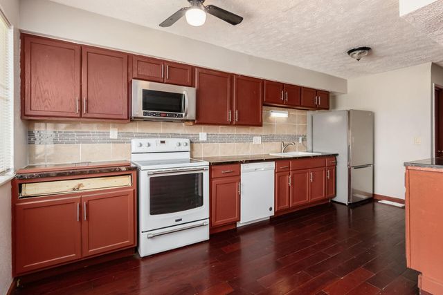 2325 Laurelwood Drive, Columbus, OH 43229
