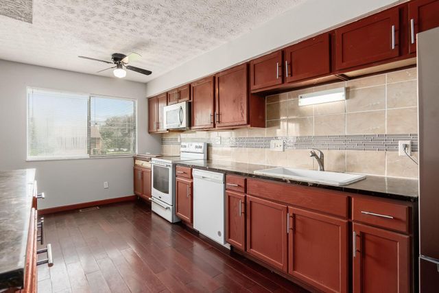 2325 Laurelwood Drive, Columbus, OH 43229