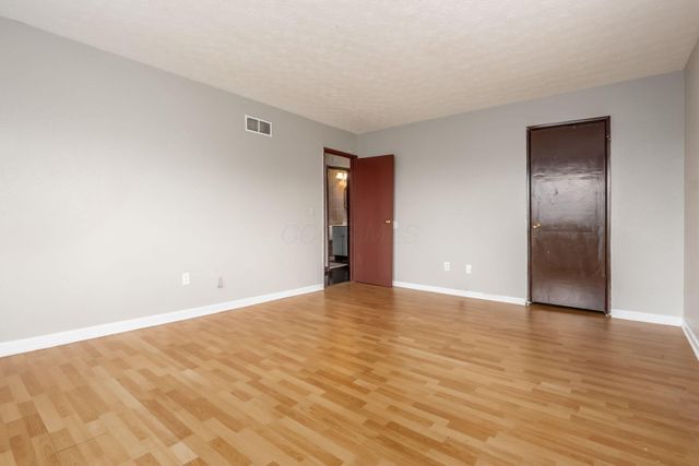 2325 Laurelwood Drive, Columbus, OH 43229