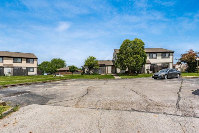 2325 Laurelwood Drive, Columbus, OH 43229