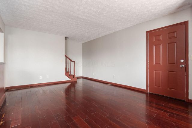 2325 Laurelwood Drive, Columbus, OH 43229