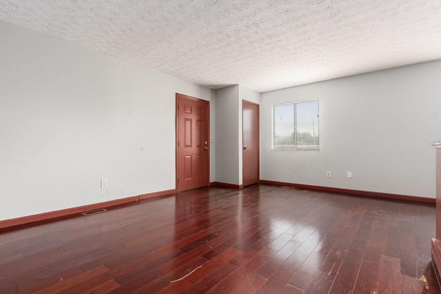 2325 Laurelwood Drive, Columbus, OH 43229