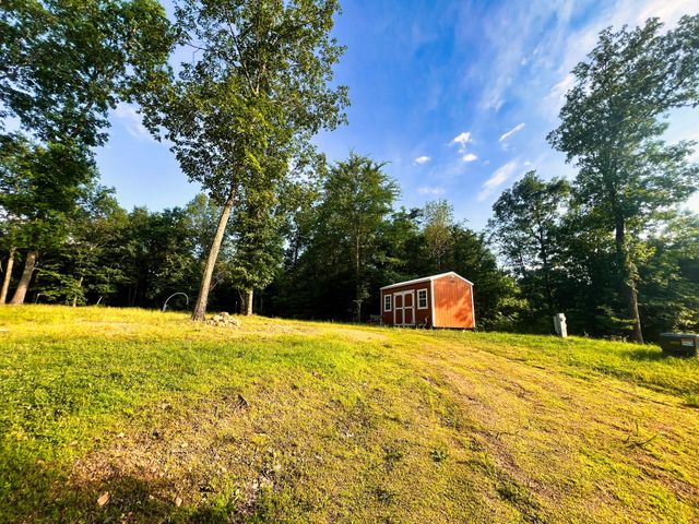 3202 Old Lego School Rd, Linden, TN 37096