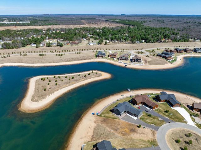 N8815 N Fly Rod Court, New Lisbon, WI 53950