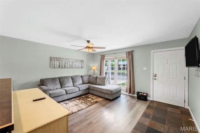 2511 Dimus Drive, Fenton, MO 63026