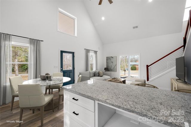 842 Lincoln Drive, Shelby, NC 28152