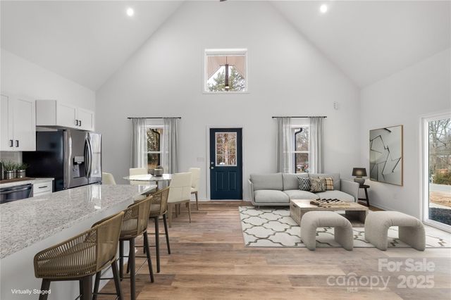 842 Lincoln Drive, Shelby, NC 28152