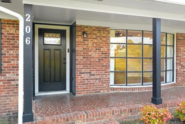 206 W Five Notch Road, North Augusta, SC 29841