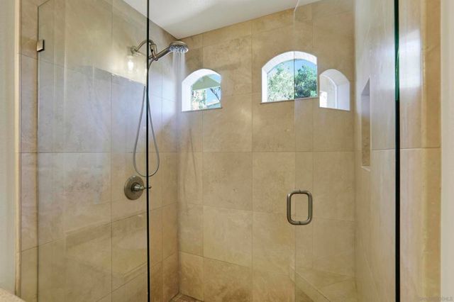 3668 Ruette De Ville, San Diego, CA 92130