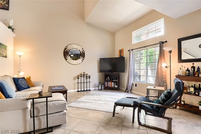 9271 Silver Arrow Court, Las Vegas, NV 89117