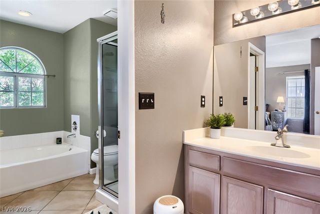 9271 Silver Arrow Court, Las Vegas, NV 89117