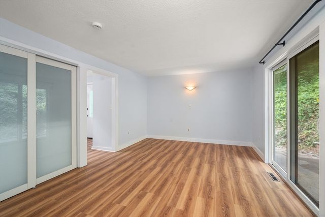 24 Speen St 24, Natick, MA 01760