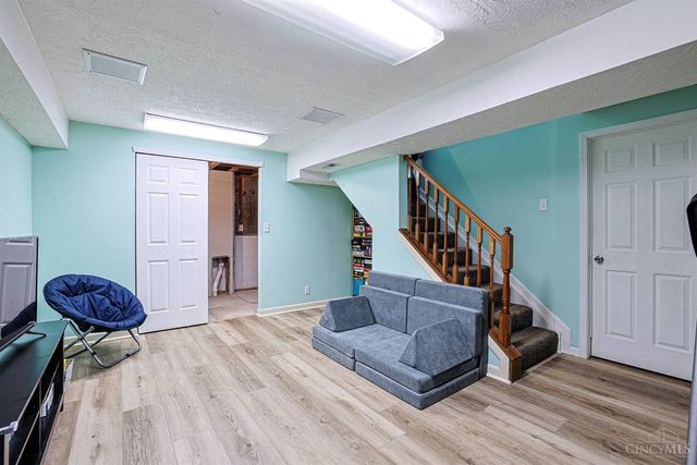 3573 S Heartwood Road, Amelia, OH 45102