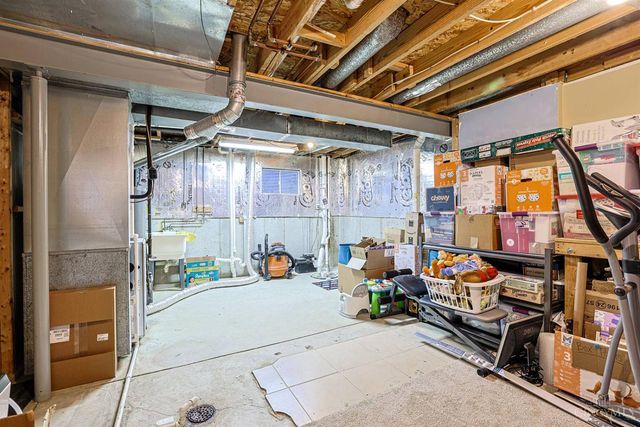 3573 S Heartwood Road, Amelia, OH 45102