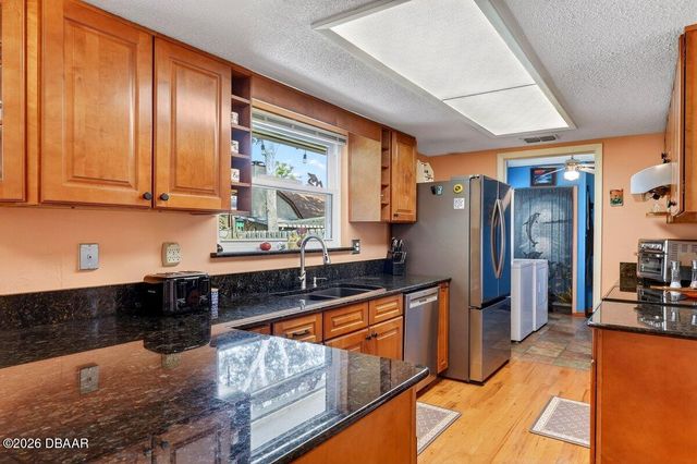 1114 Parkside Drive, Ormond Beach, FL 32174