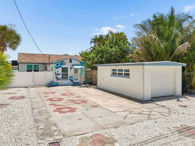 8125 BAYSHORE DRIVE, Treasure Island, FL 33706