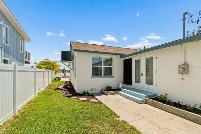 8125 BAYSHORE DRIVE, Treasure Island, FL 33706