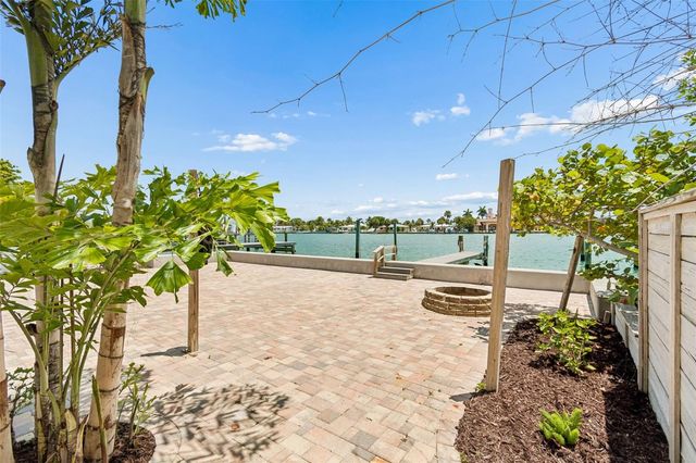8125 BAYSHORE DRIVE, Treasure Island, FL 33706