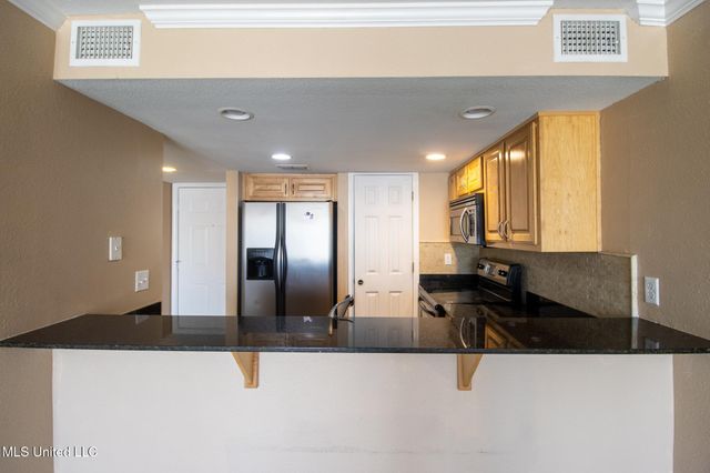 2046 Beach Boulevard, A321, Biloxi, MS 39531