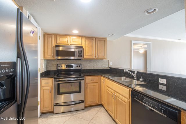 2046 Beach Boulevard, A321, Biloxi, MS 39531