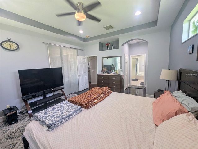 11236 BLACKSMITH DRIVE, Tampa, FL 33626