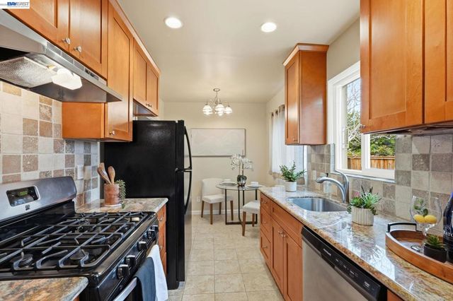 6505 Blake, El Cerrito, CA 94530