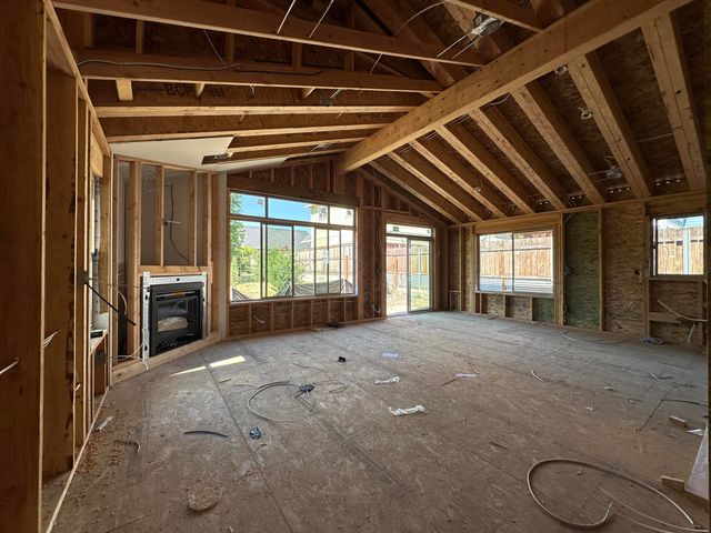 312 Lithia Avenue, Talent, OR 97540