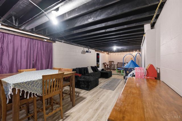 7904 Wise Avenue, West Chester, OH 45069