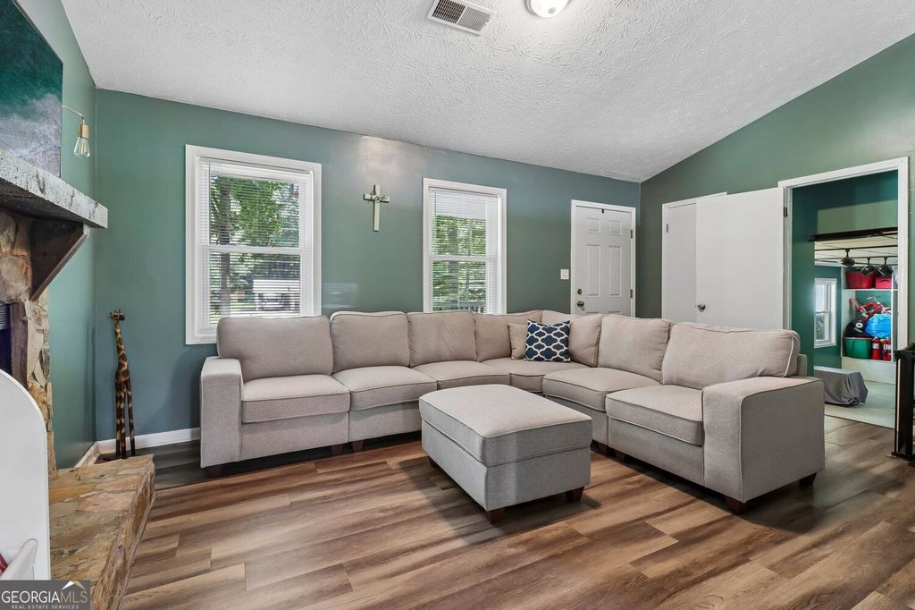 2580 Suncrest Court, Buford, GA 30519 — photo 2