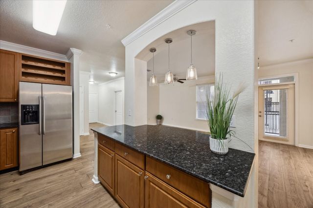 1711 Old Spanish Trail 146, Houston, TX 77054