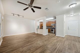 1711 Old Spanish Trail 146, Houston, TX 77054