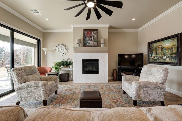 360 Old Farm Road, Edmond, OK 73034