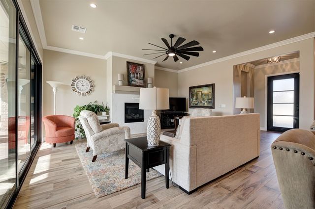 360 Old Farm Road, Edmond, OK 73034