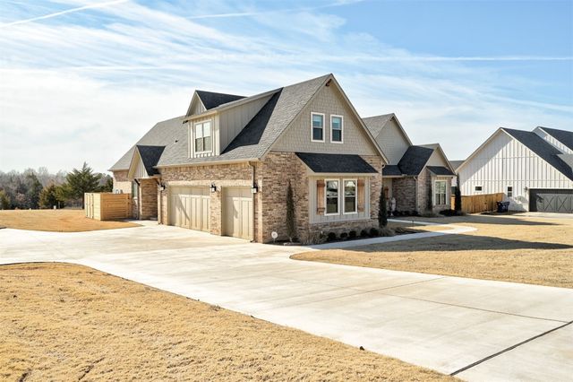 360 Old Farm Road, Edmond, OK 73034