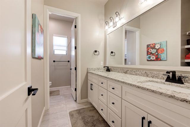 360 Old Farm Road, Edmond, OK 73034
