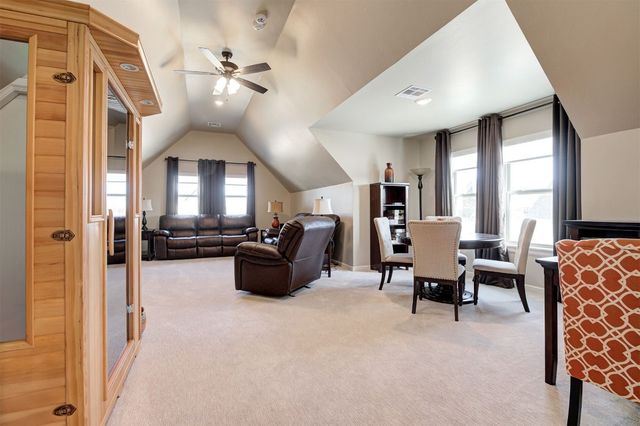 360 Old Farm Road, Edmond, OK 73034