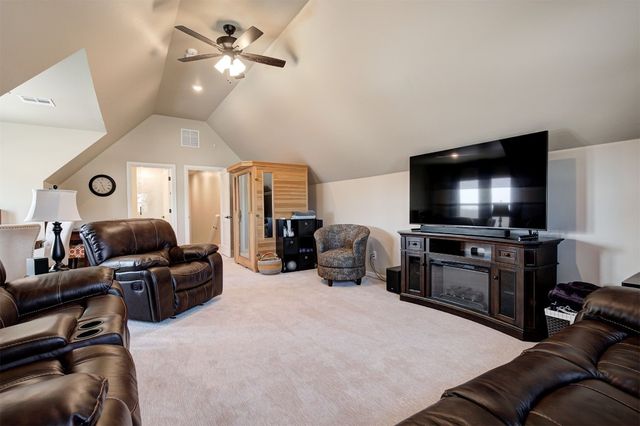 360 Old Farm Road, Edmond, OK 73034