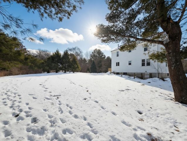 8 Marisa Drive, West Bridgewater, MA 02379