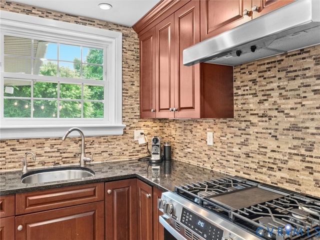 8516 Academy Rd, Henrico, VA 23229